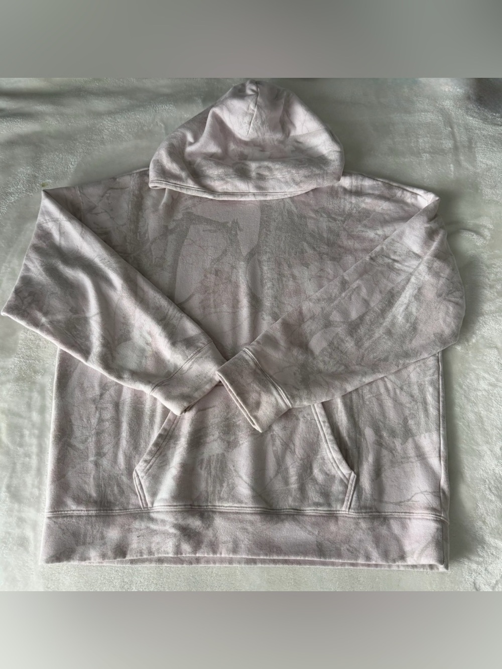 pink camo Hollister hoodie